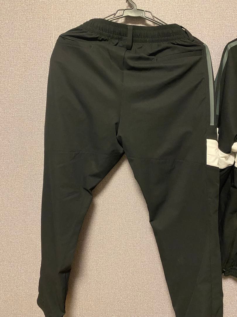 adidas フード付きジャケット パンツセット