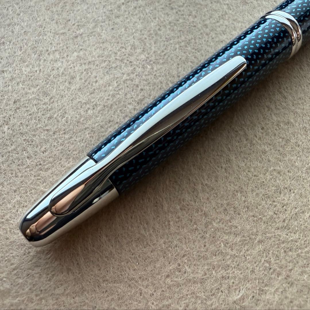 パイロットキャップレス絣・青・F細字