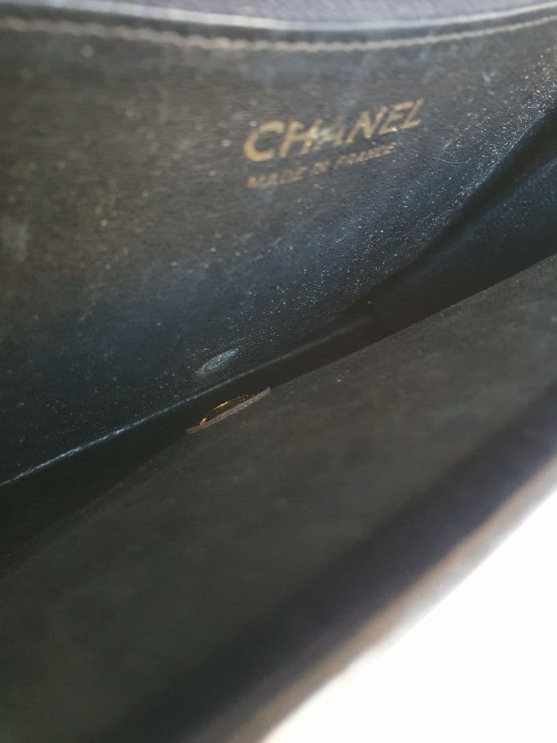 シャネル レザー ショルダーバッグ