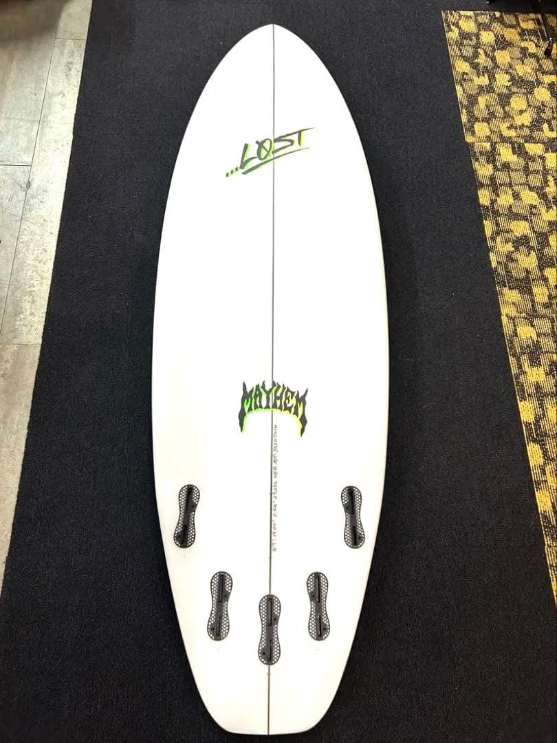 LOST RIPPERショートボード 5'7\"