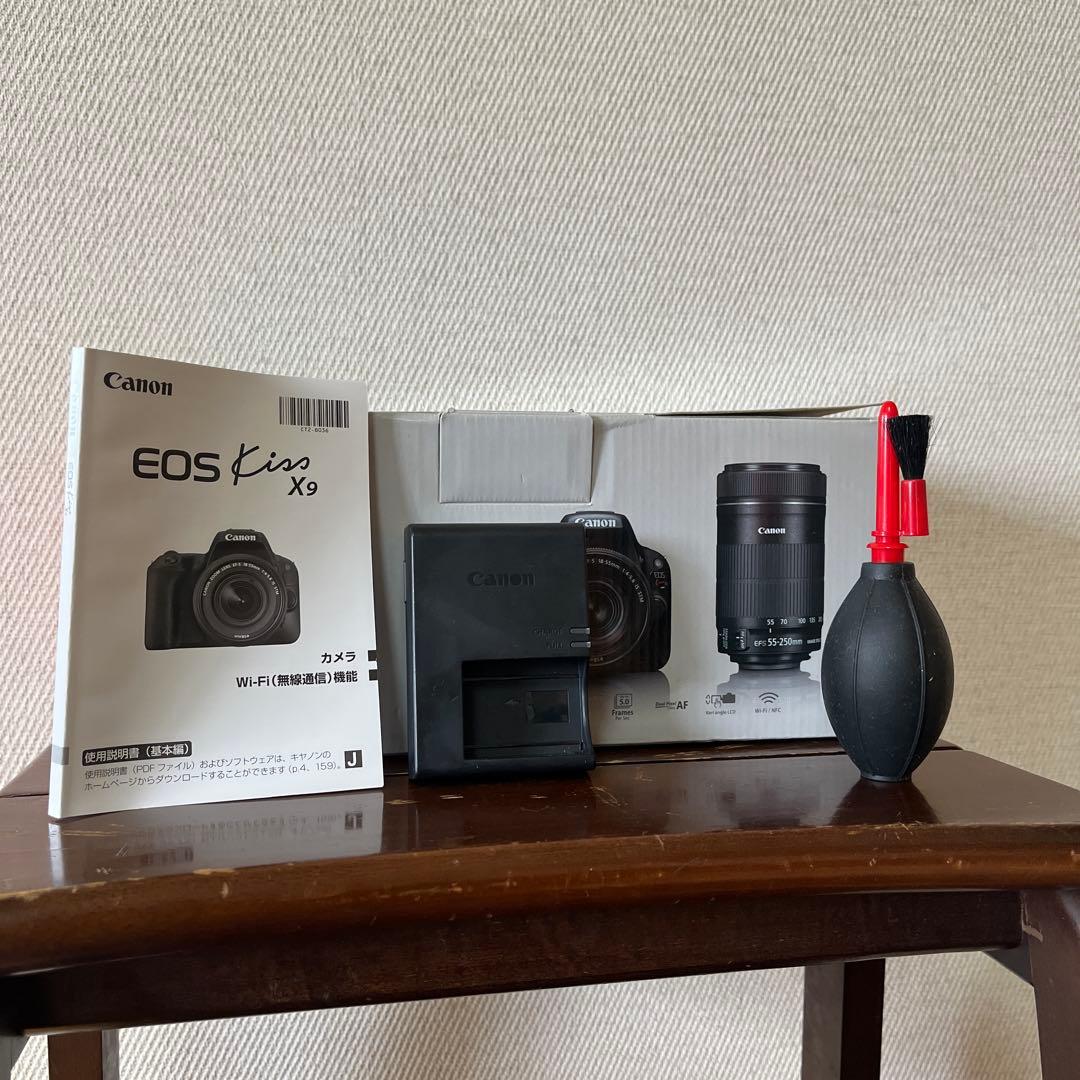 Canon EOS Kiss X9 +レンズ3本