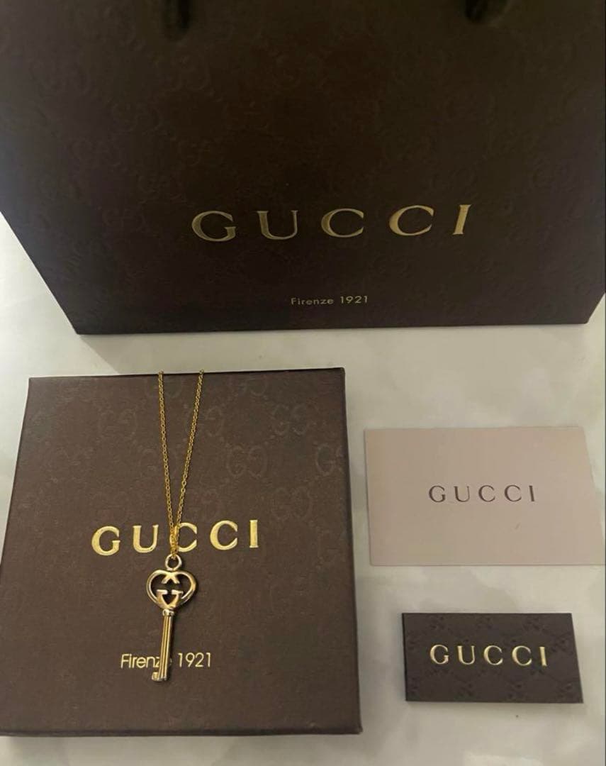 ★新品同様 GUCCI GGロゴハートチャームネックレス 【確実正規品】