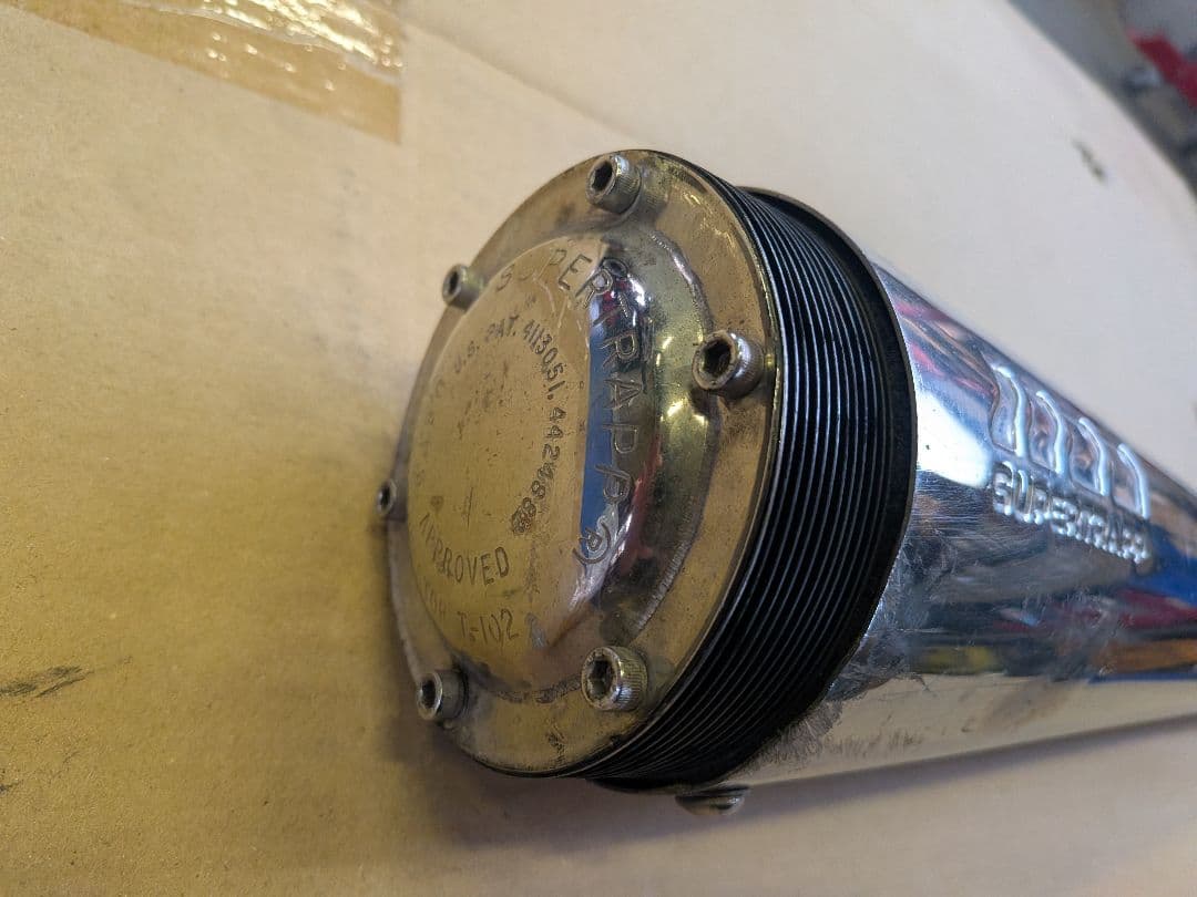 sr400 から取外し　スーパートラップ　マフラー　スリップオン