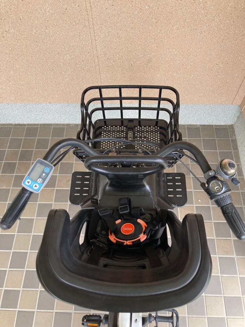 電動アシスト自転車　ヤマハ パスバビーアン20インチ 子供乗せ 3人乗り 白色