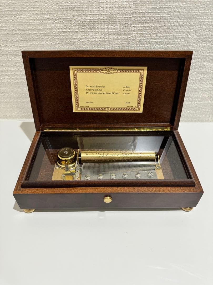 リュージュ 72弁愛と薔薇の日々 愛の喜びは いつまでも20歳でいられたら