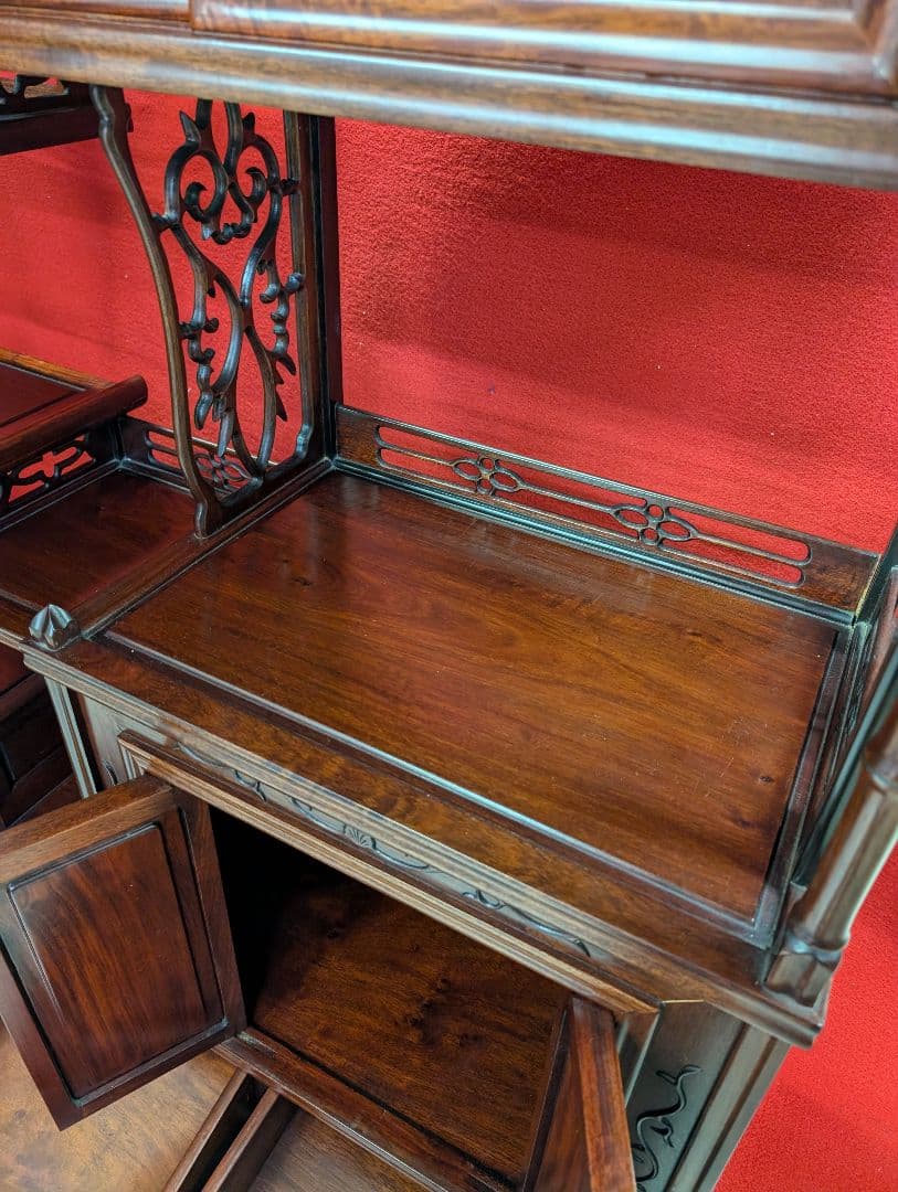 唐木 無垢材 高級 茶棚 花梨 茶箪笥 違い棚 総花梨 飾り棚 竹柄 花鳥彫刻