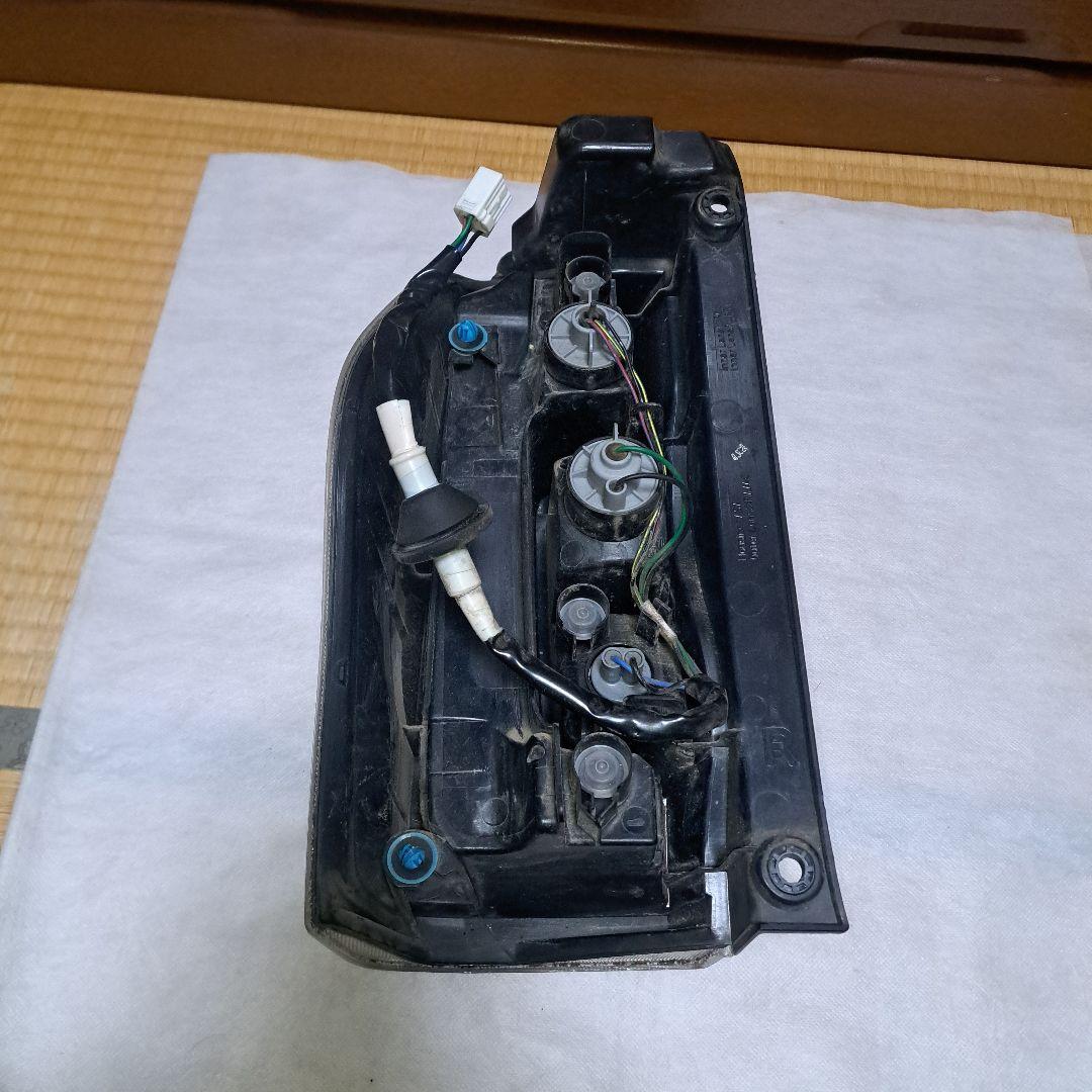 ダイハツ★タントカスタム★LA600S★テールランプ★インナーメッキ★右側★良品