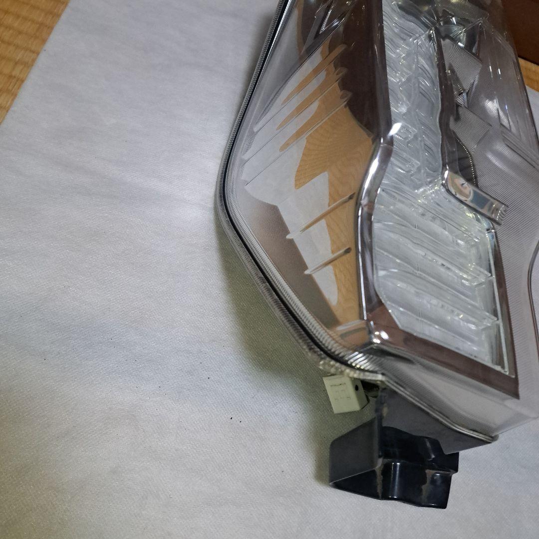 ダイハツ★タントカスタム★LA600S★テールランプ★インナーメッキ★右側★良品