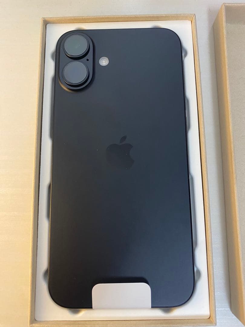 【新品・未使用品】iPhone 16 Plus ブラック 本体　simフリー