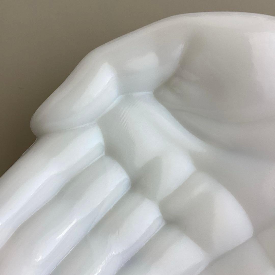 アメリカヴィンテージ ♤ ミルクガラスのハンドトレイ ♤ ウエストモアランド