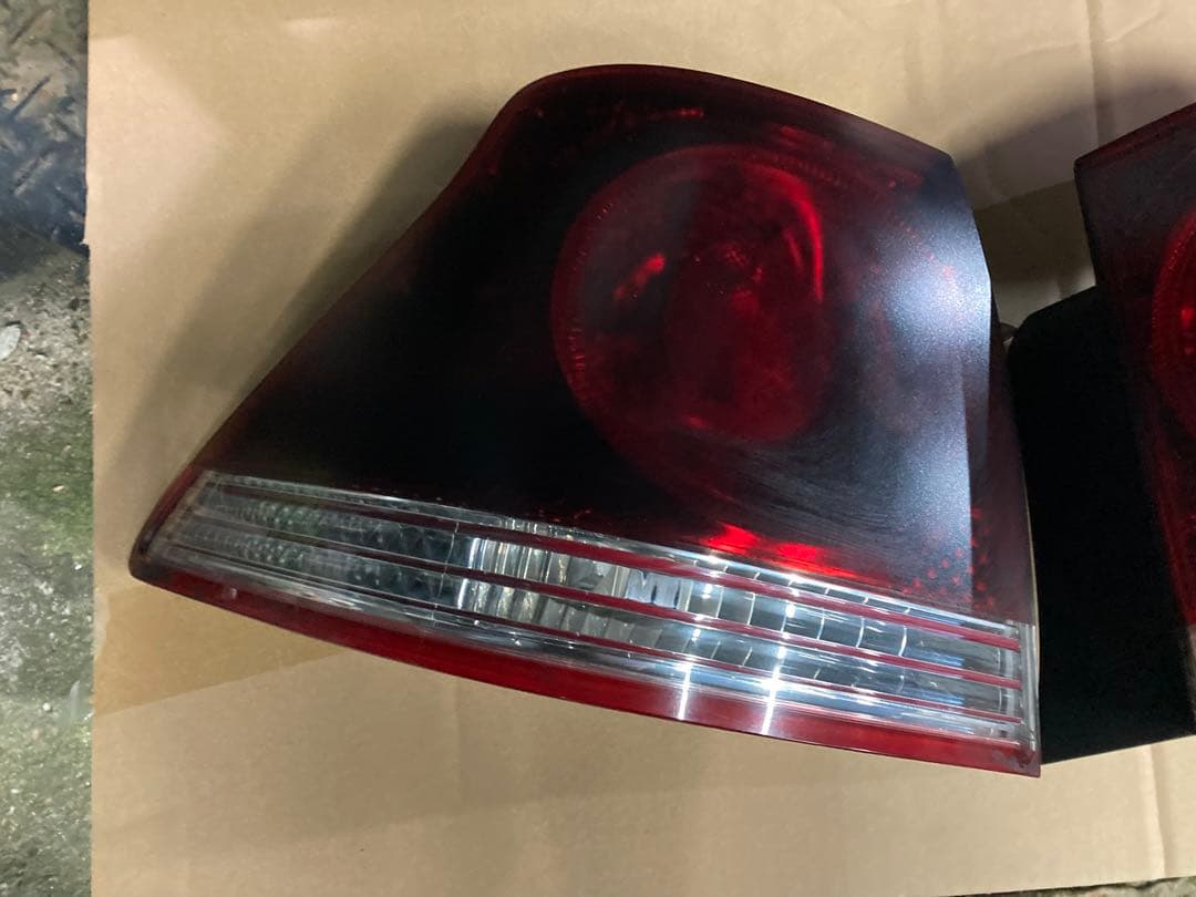 18系　後期　クラウンアスリート　テールランプ　点灯OK 左右　スモーク