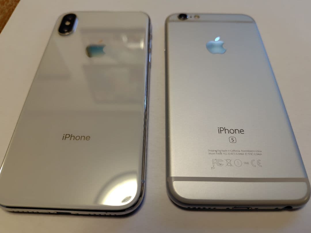 iPhone 6s シルバー & iPhone 10 ホワイト セット