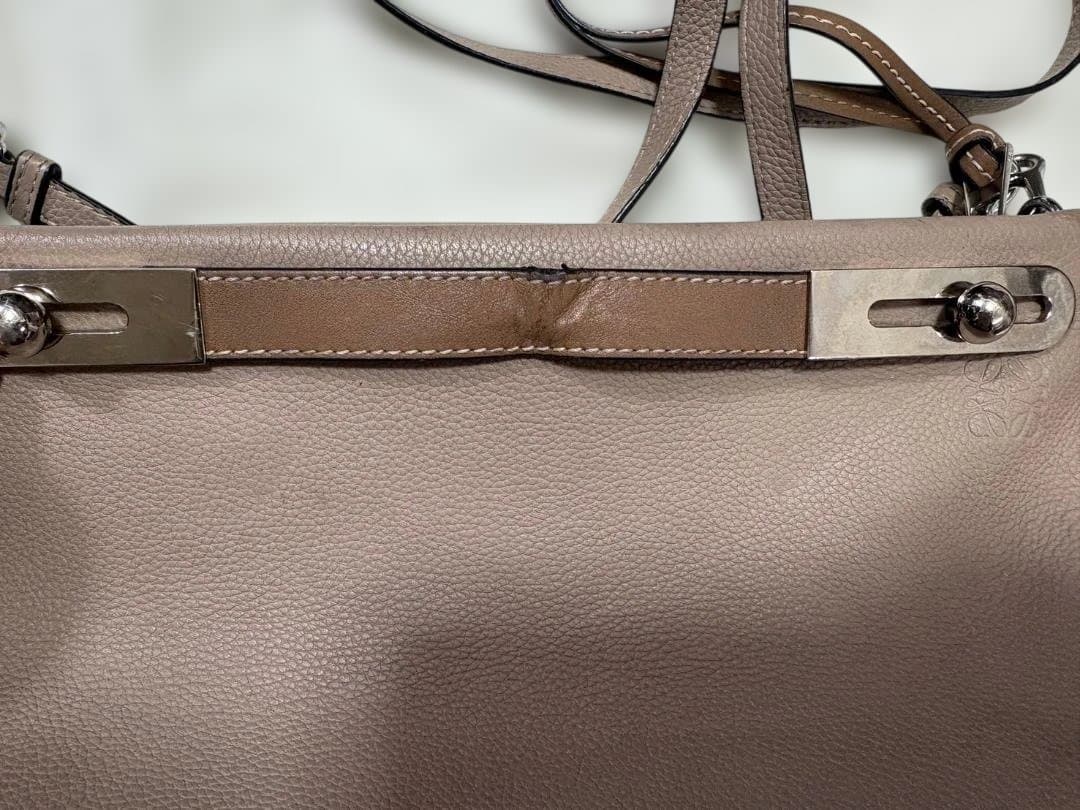 ロエベ LOEWE ミッシー ベージュレザー ショルダー クラッチ バッグ