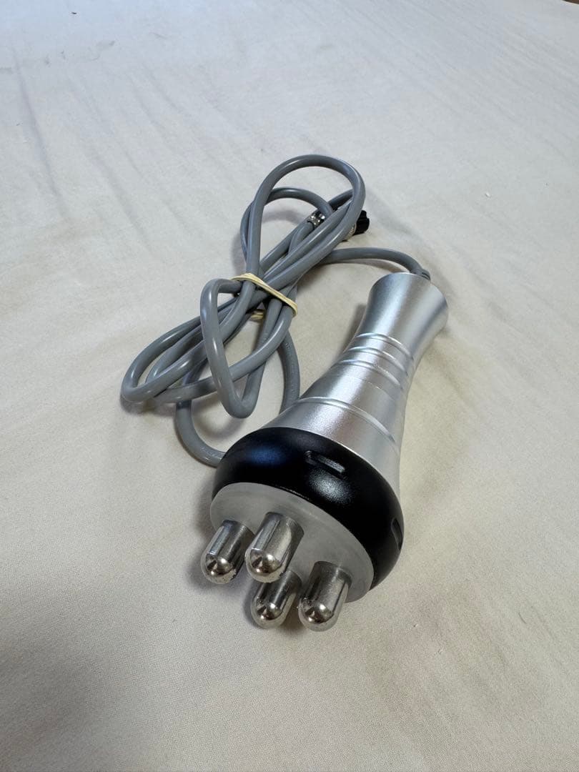 キャビテーション 痩身機器 5回使用 美品 ジェル・クリーム付き