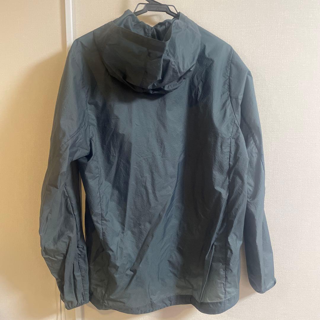patagonia フード付きナイロンジャケット M グレー