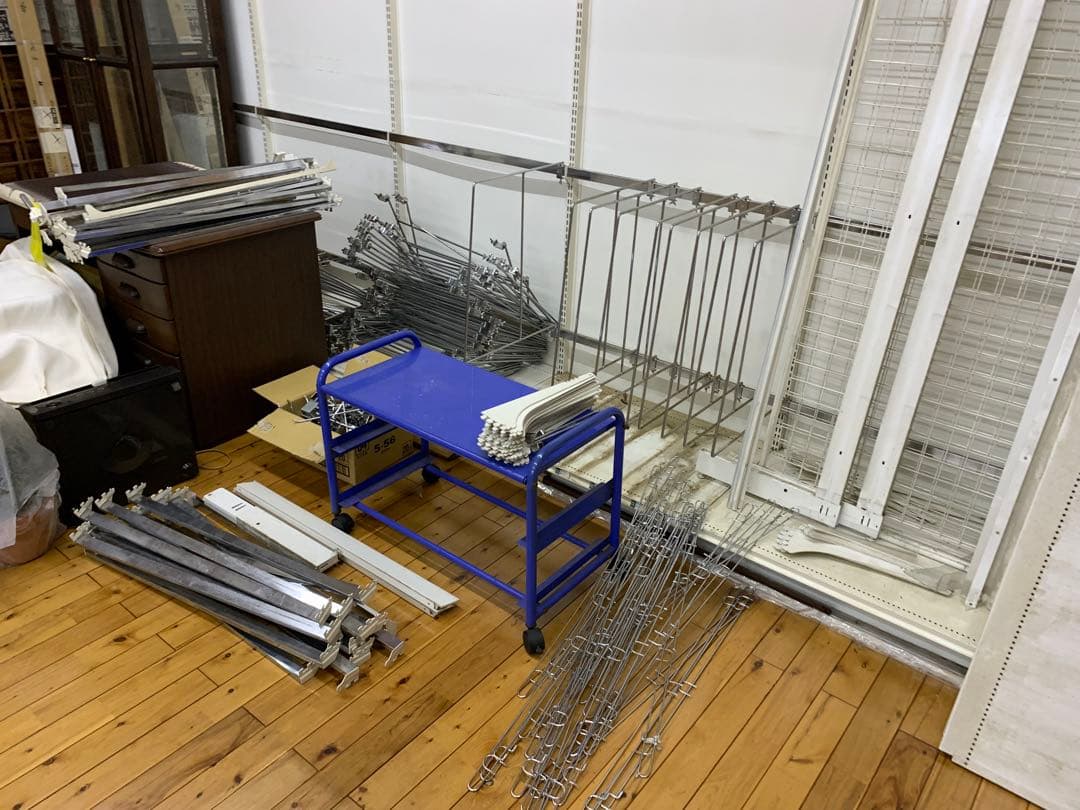 大型ホワイトスチールラック