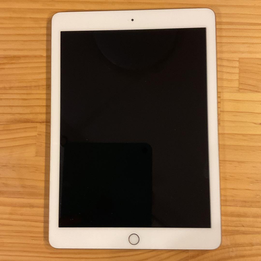 Apple iPad ゴールド本体 第5せだいWi-Fiモデル32GB