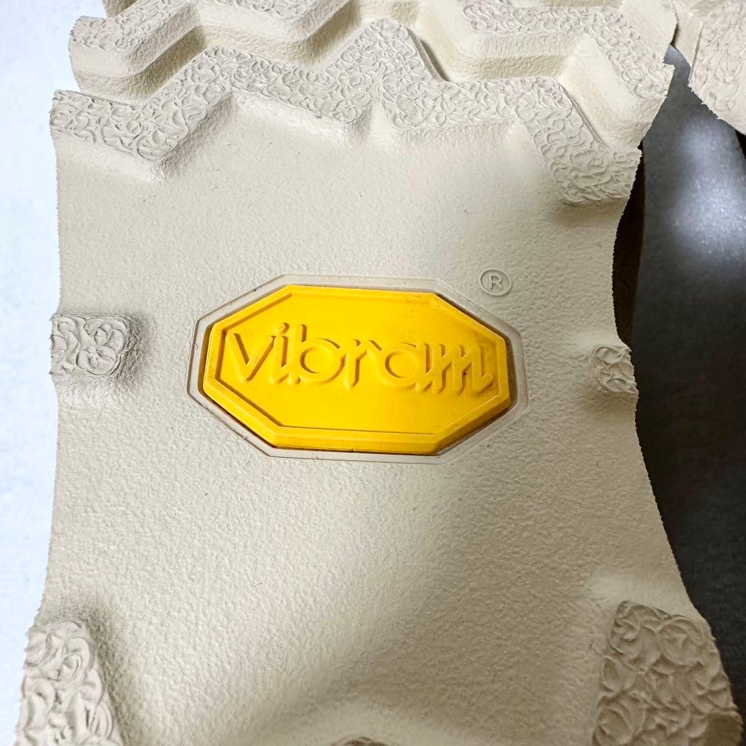 クラークス CLARKS ワラビー ゴアテックス ビブラムソール ベージュ 本革