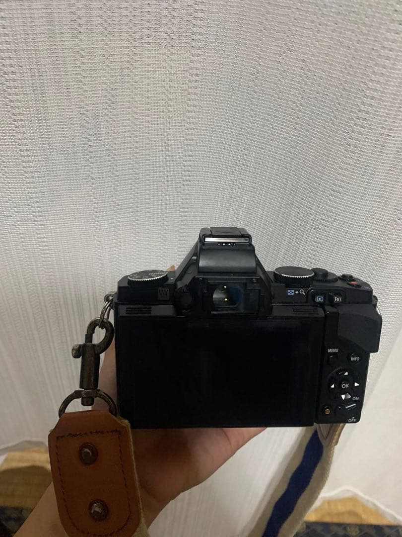 OLYMPUS OM-D E-M5 デジタル一眼レフ