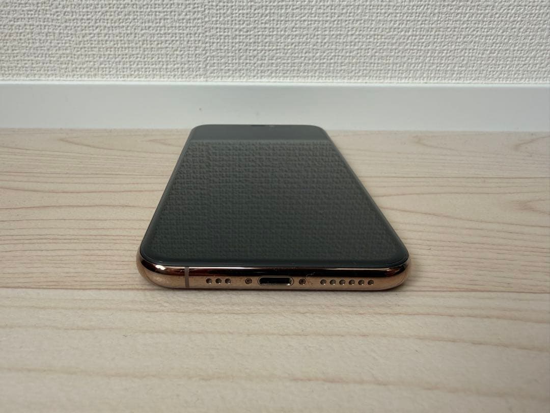 【美品】iPhone 11 pro ゴールド 256GB本体