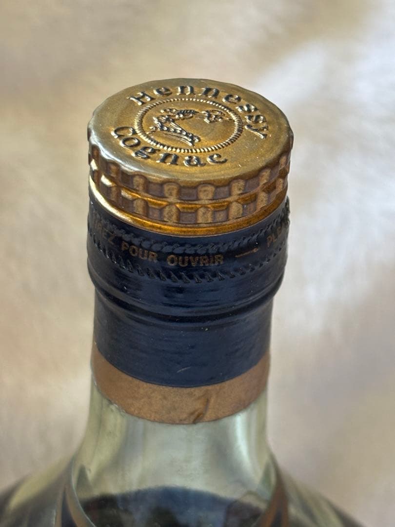 ヘネシー　コニャック　グリーンボトル　金キャップ 700ml 古酒