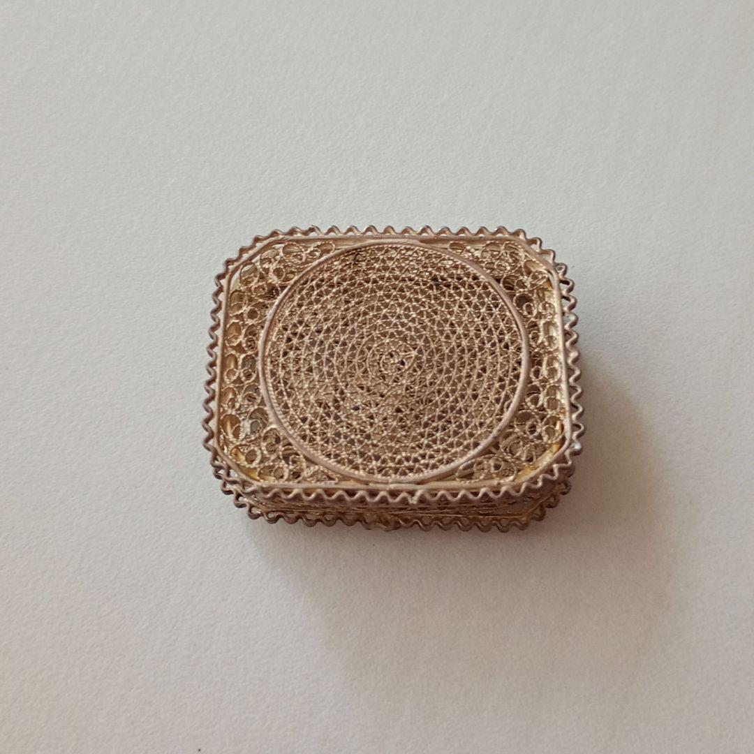 イタリア製・手作り伝統工芸品　銀製レース模様の小物入れ 925　アンティーク小物