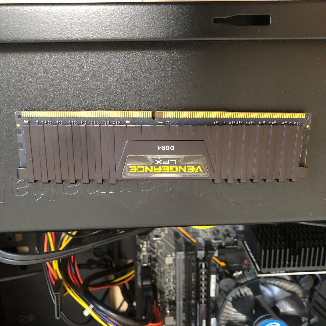 デスクトップPC 本体のみ（SSDレス、Windows11レス）