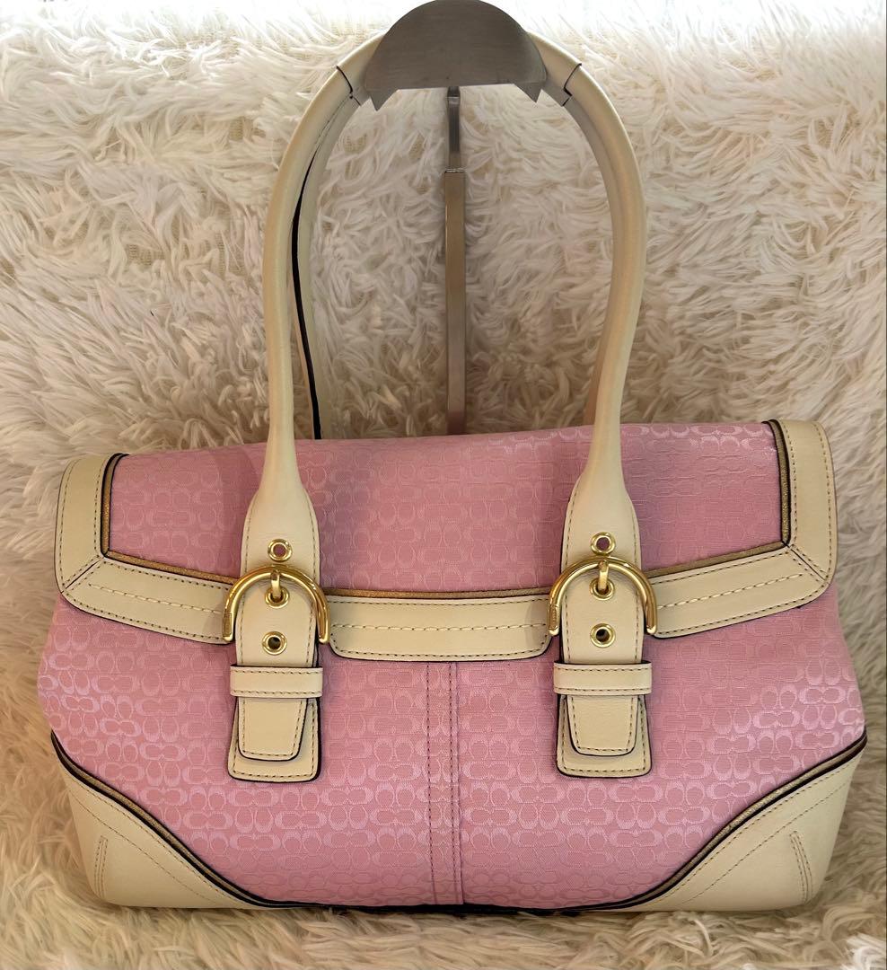 美品 coach シグネチャー SOHO ピンク ハンドバッグ フラップ