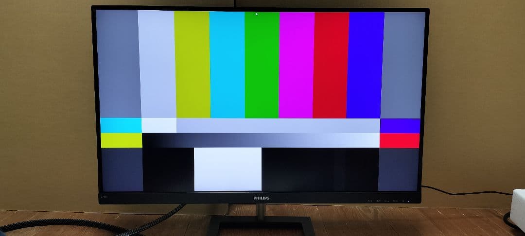 PHILIPS 278E1 4Kモニター IPSディスプレイ　27型