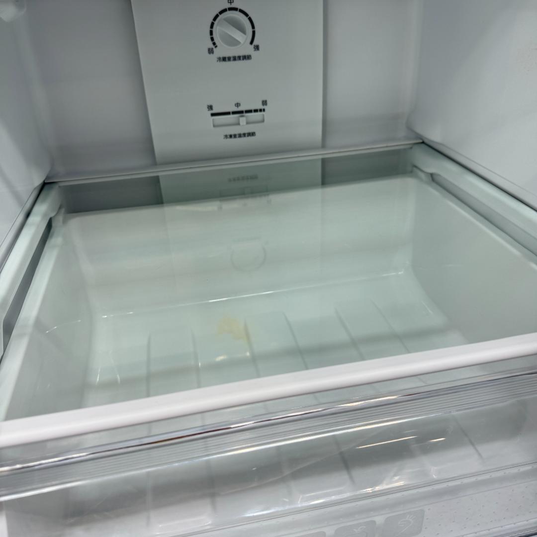 東京23区送料無料　美品ハイアール2ドア　2022年製218L　洗浄/除菌済み