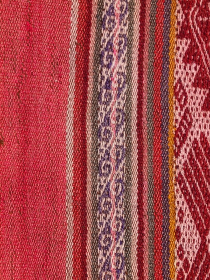 クスコ大聖堂前で入手、スーユなどインカ伝統モチーフ織り込みビンテージ・ショール