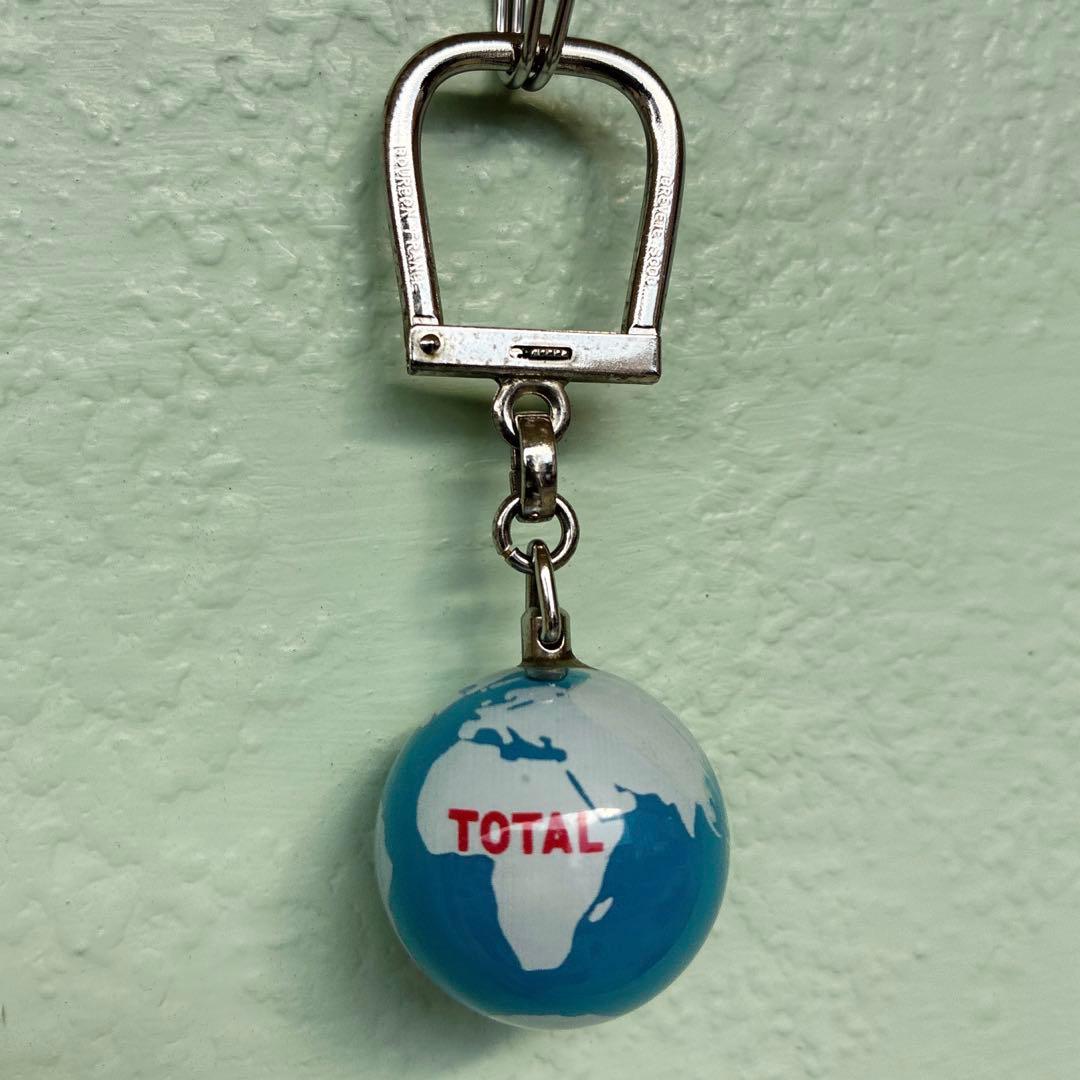TOTAL　ブルボンキーホルダー　フレンチキーホルダー
