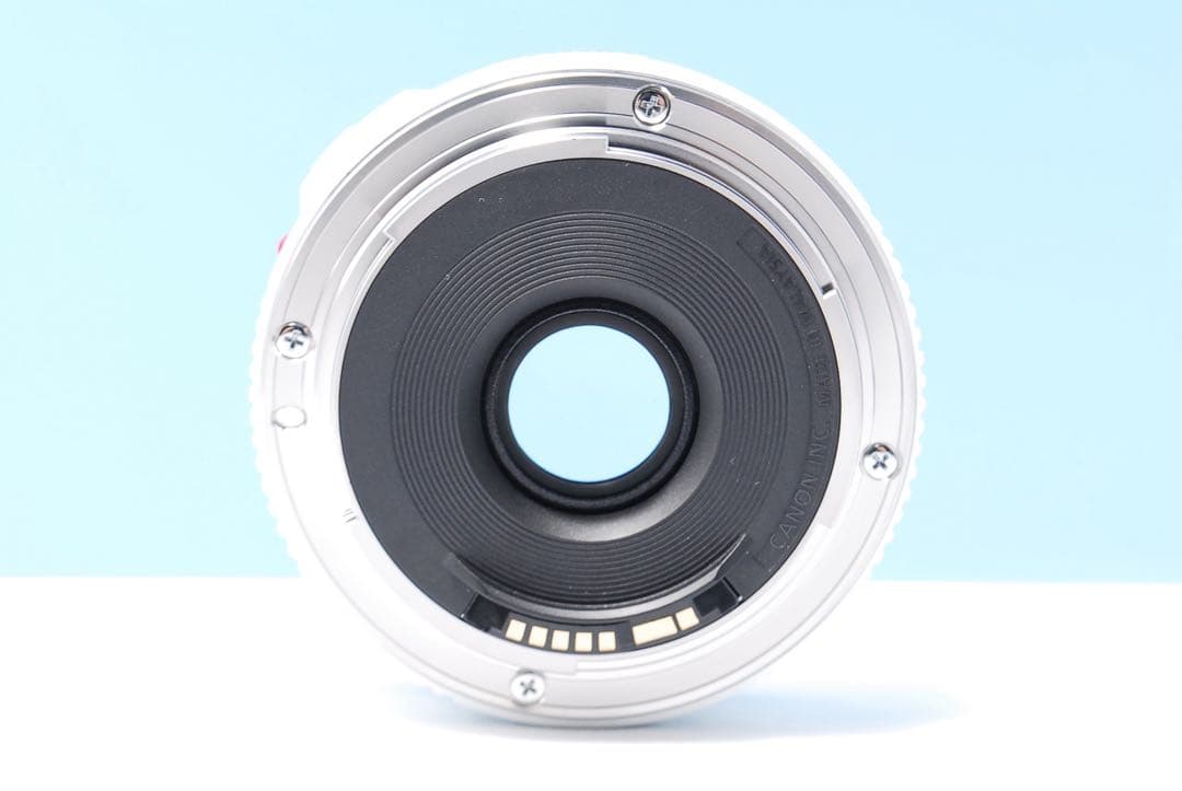 【美品・ホワイト】Canon EF 40mm F2.8 STM パンケーキレンズ