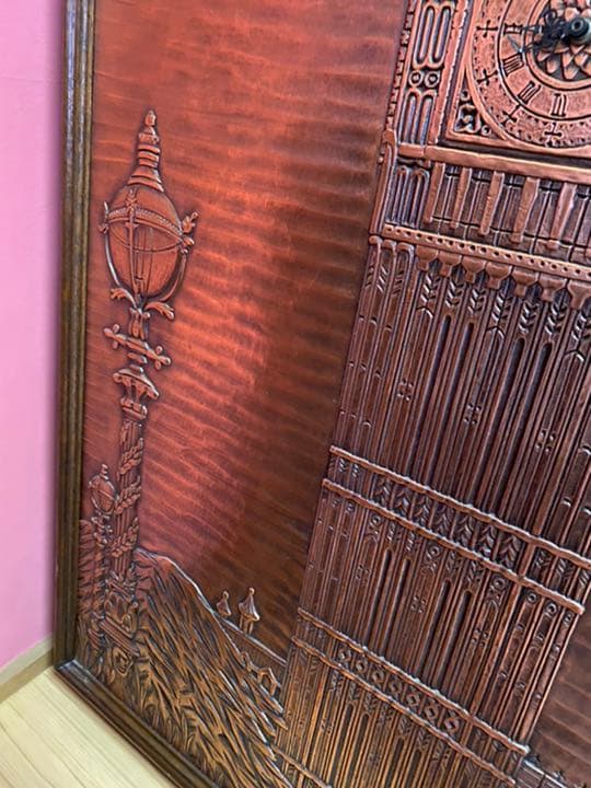 引っ越しの為、飾るスペースがなくお売りしたいです。 銅板の飾り画