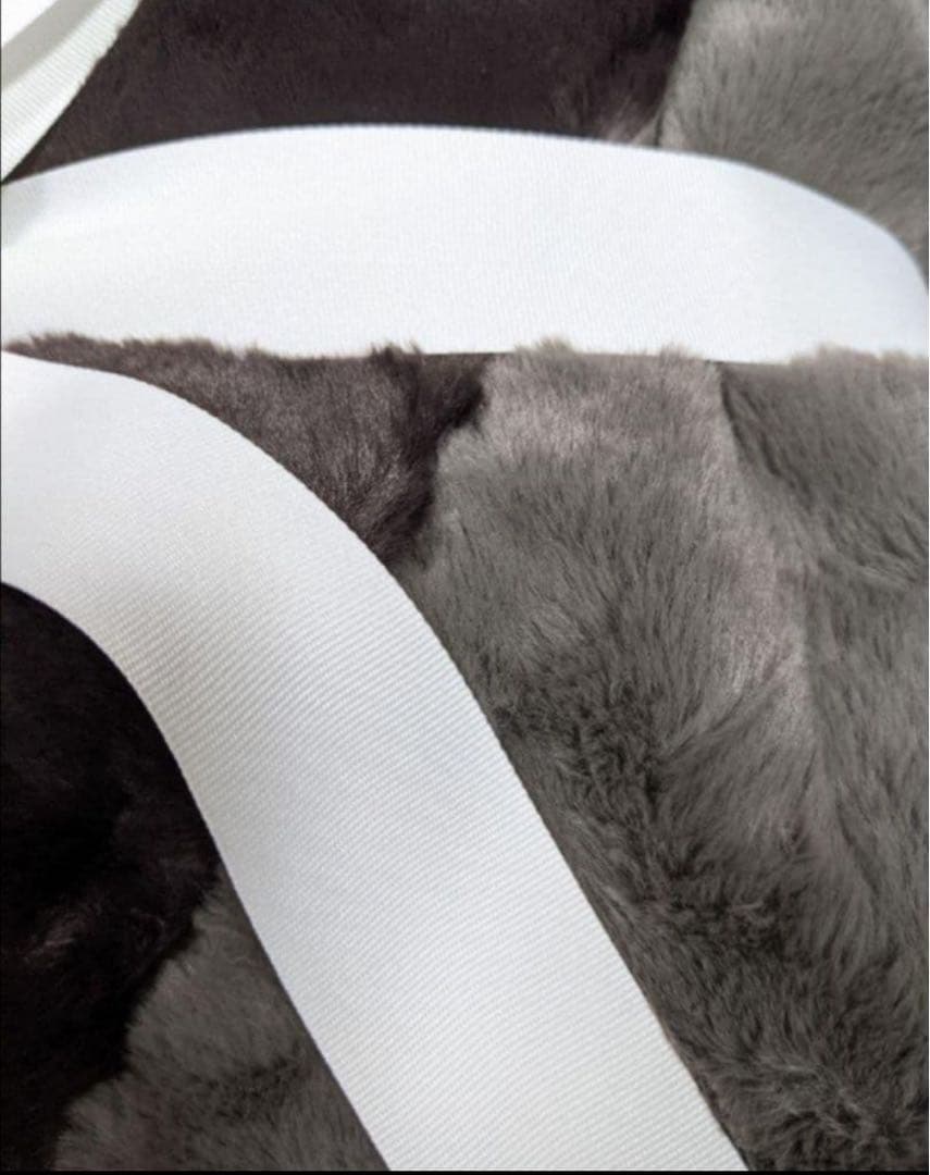 NIKE NSW フェイクファー ブランケット スウォッシュ ブラウン