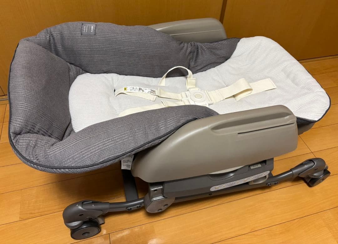 Combi ネムリラ AUTO SWING WING BEDi Long EG