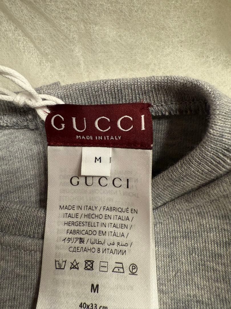 GUCCI エンボス コットン ペット スウェットシャツ