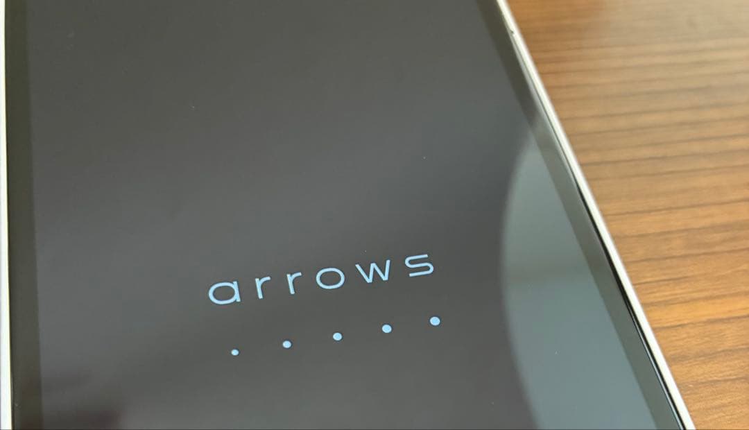 arrows We FCG01 ホワイト　本体 スマートフォン