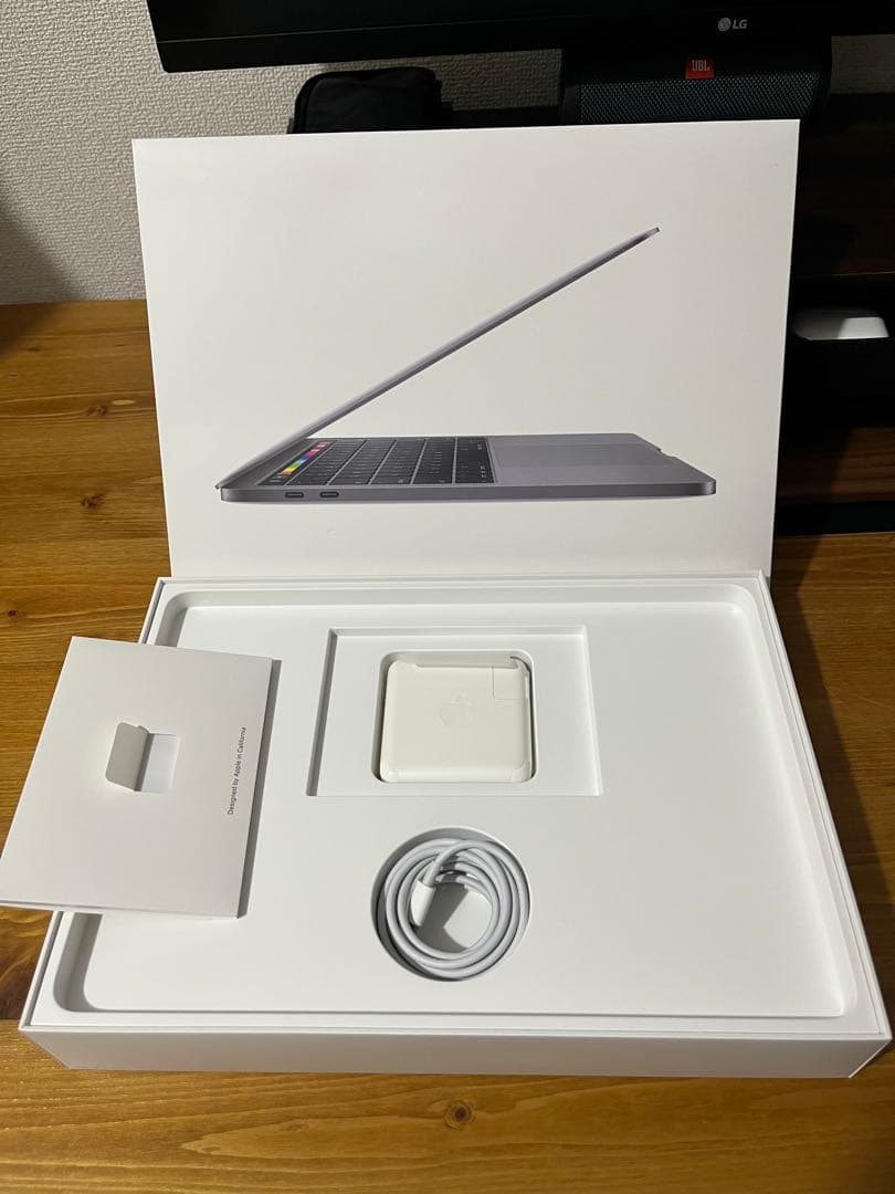 MacBook本体 MacBook Pro (13-inch, 2019)