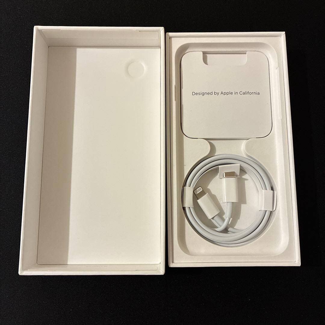 【美品】iPhone SE3 スターライト 128GB 本体 箱 ケース付き