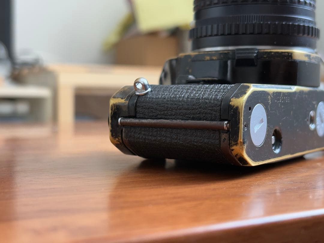 PENTAX MX SMC PENTAX-M 50mm f/1.4レンズ付き。