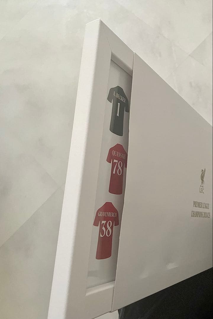 [新品未使用] リバプールFC 選手・ユニフォーム 額(プレシーズンツアー記念)