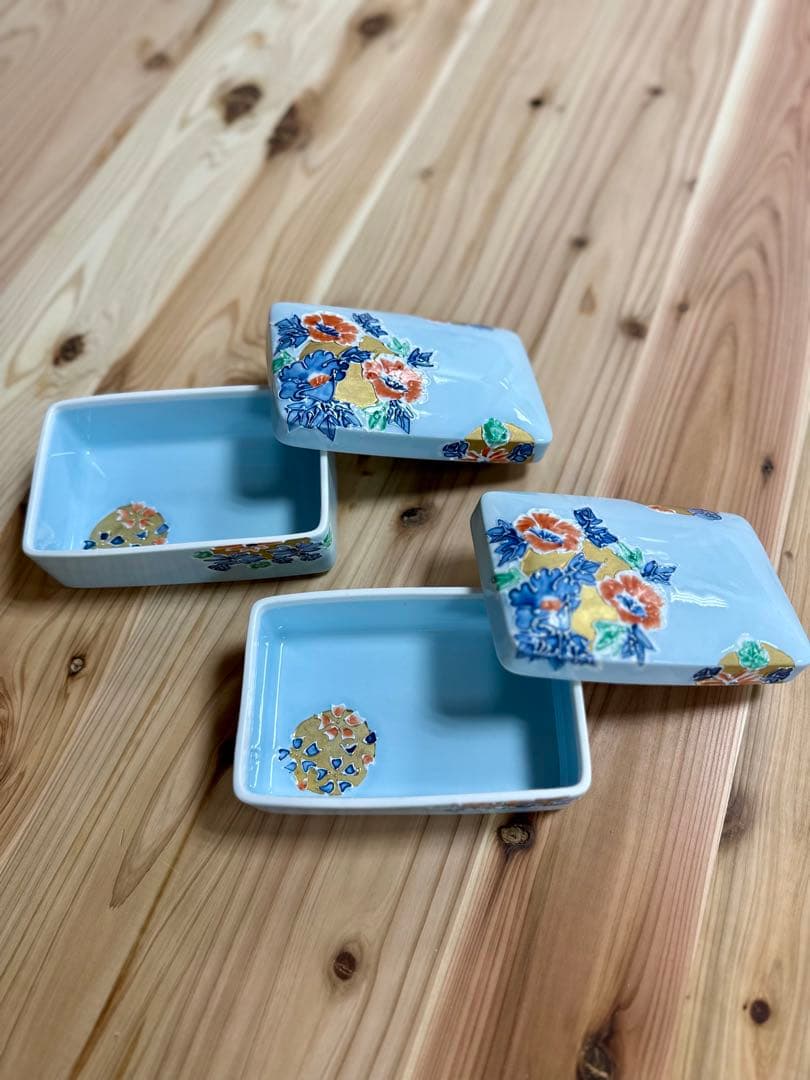 【有田焼】文山窯 花柄 重箱