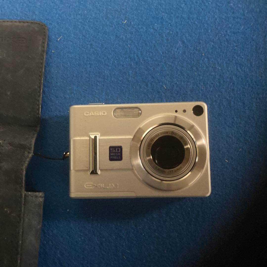 CASIO Exilim 500万画素 コンパクトデジタルカメラ