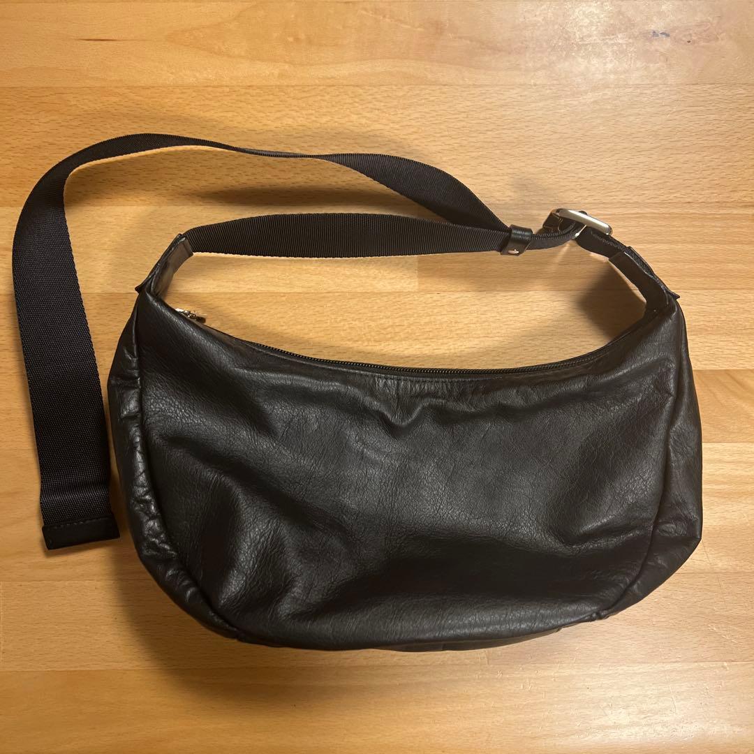 未使用☻ソフトレザーラウンドショルダーバッグ(CE-1326)