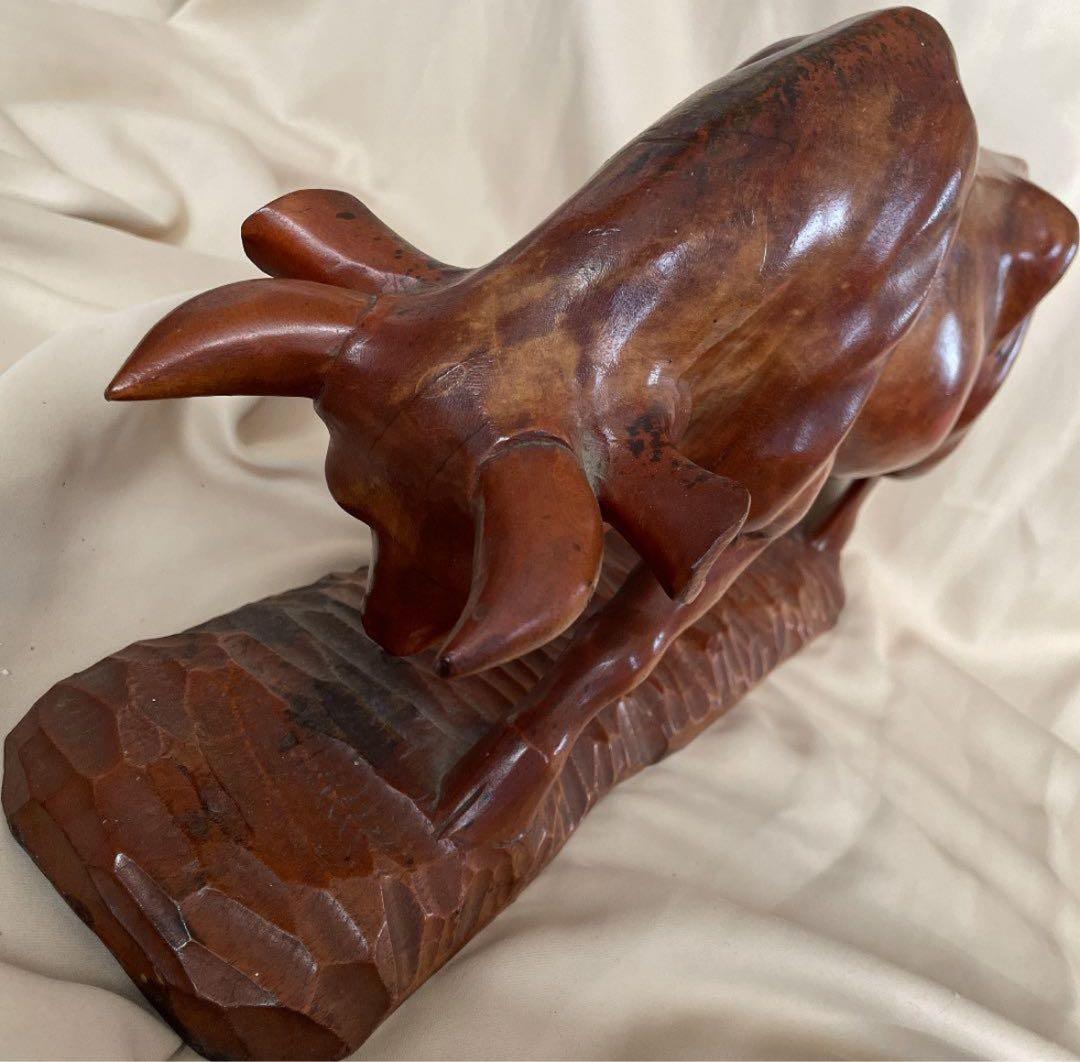 【縁起物】一本 木彫り 牛 重厚感 置物 風水 オブジェ