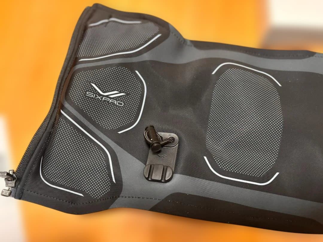 SIXPADコアベルト2 Ｍサイズ　コントローラー、箱、説明書、専用バッグあり