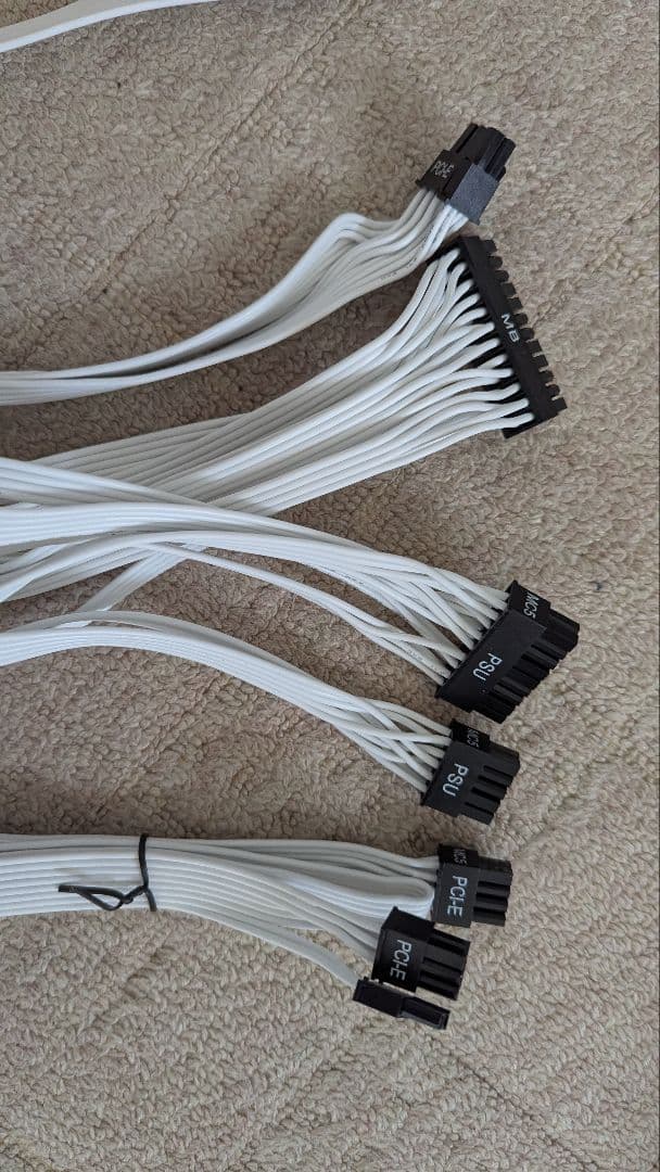 SilverStone DA850R Gold 850W モジュラー電源