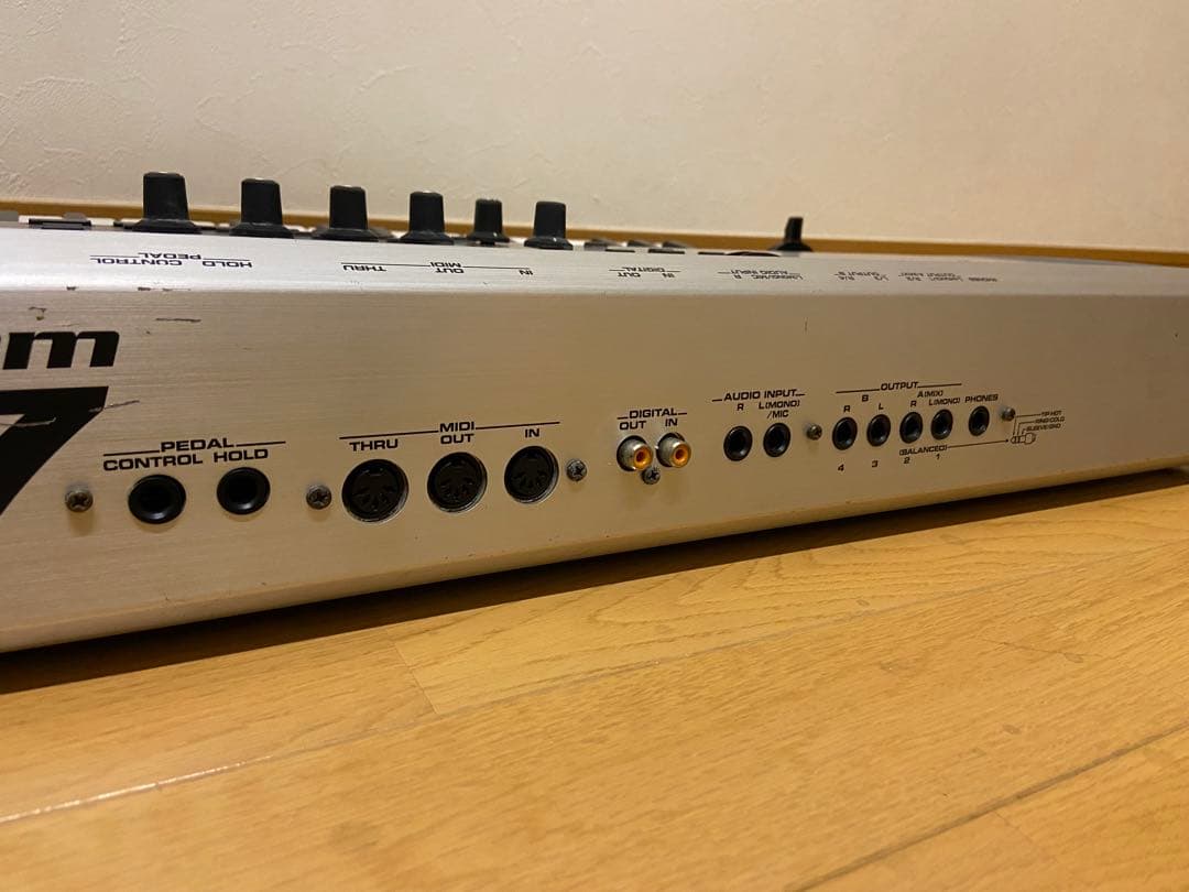 Roland Fantom X7 シンセサイザー 76鍵