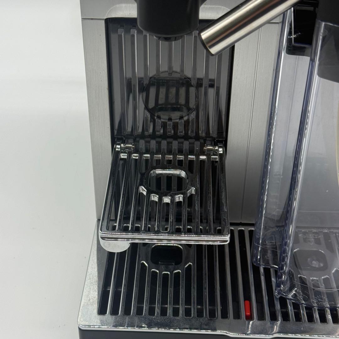 ネスプレッソ コーヒーメーカー F456 2016年製 動作確認済